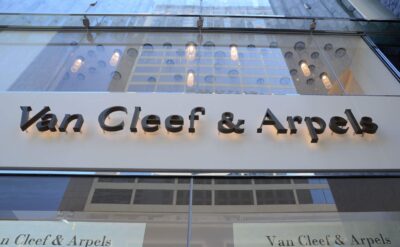 Common Metal Backlit Channel Letters For Van Cleef & Arpels