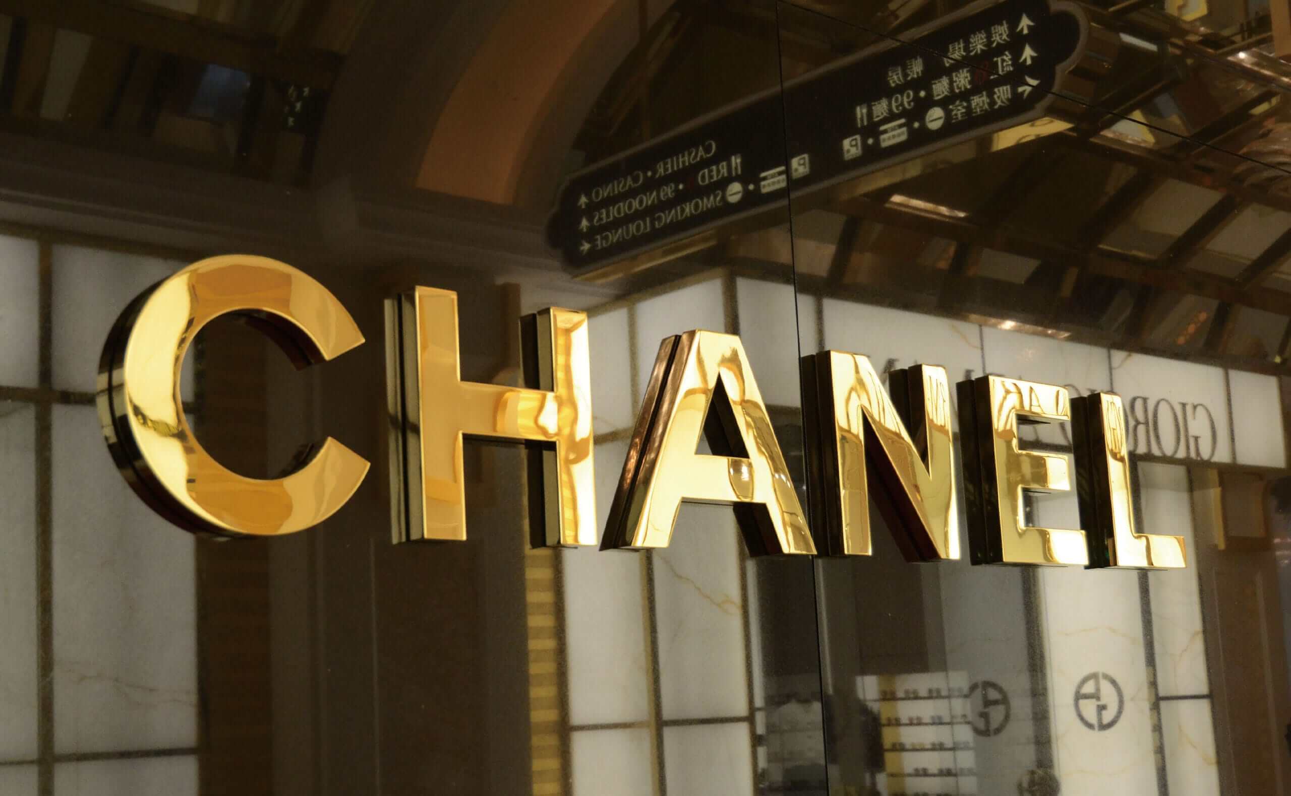 Nonilluminated Metal Signs