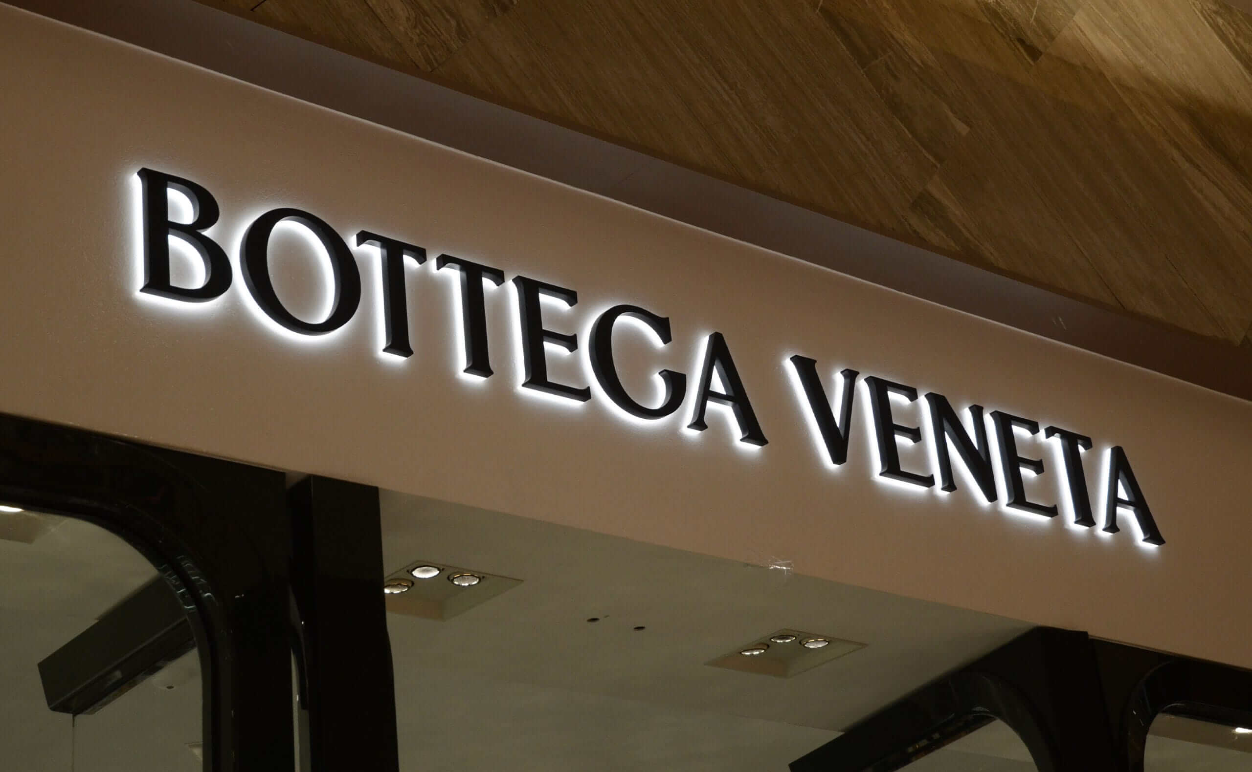 Luxury Metal Backlit Channel Letters For Bottega Veneta