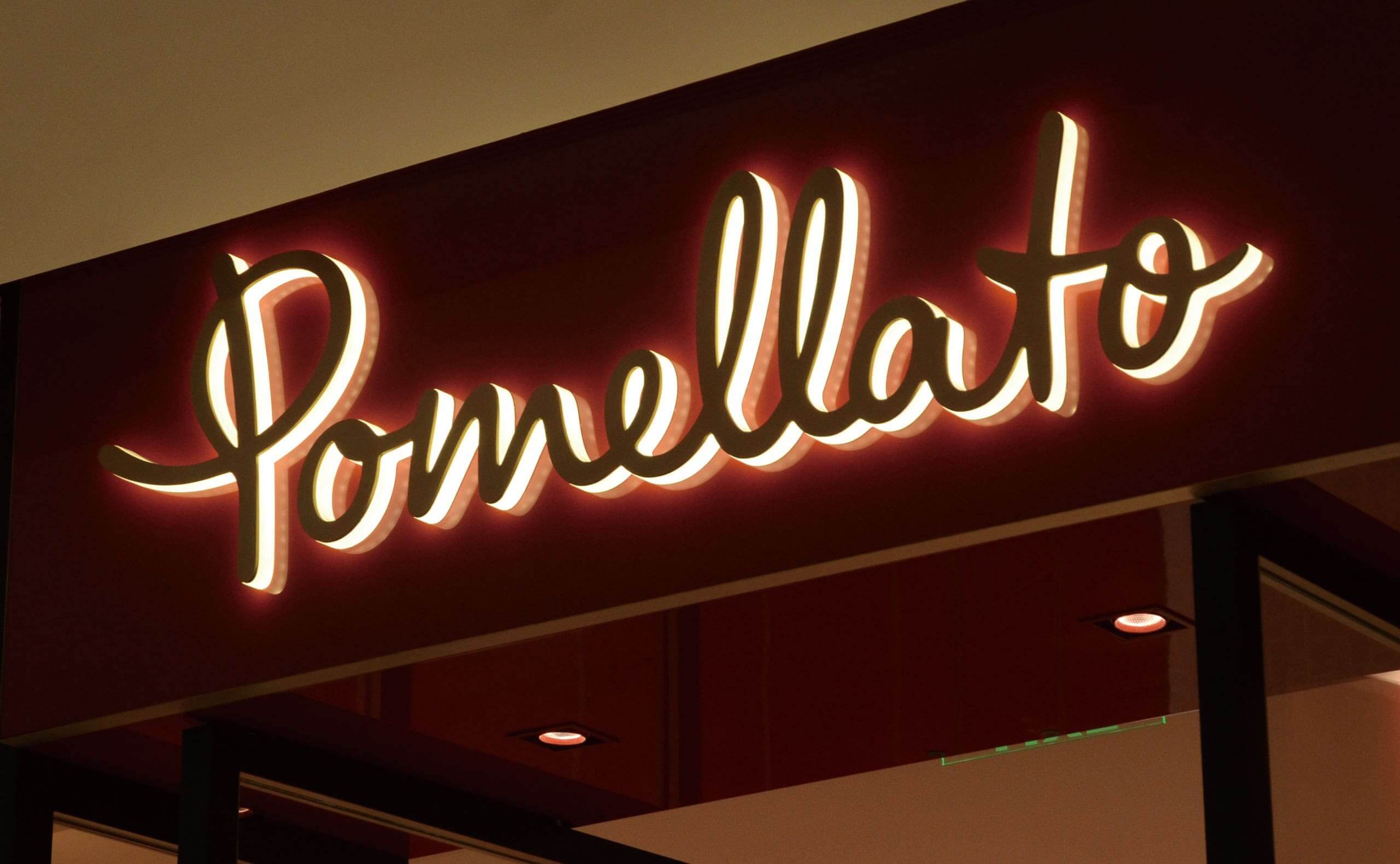 Side Lit Channel Letters With Metal Front Surface For Pomellato