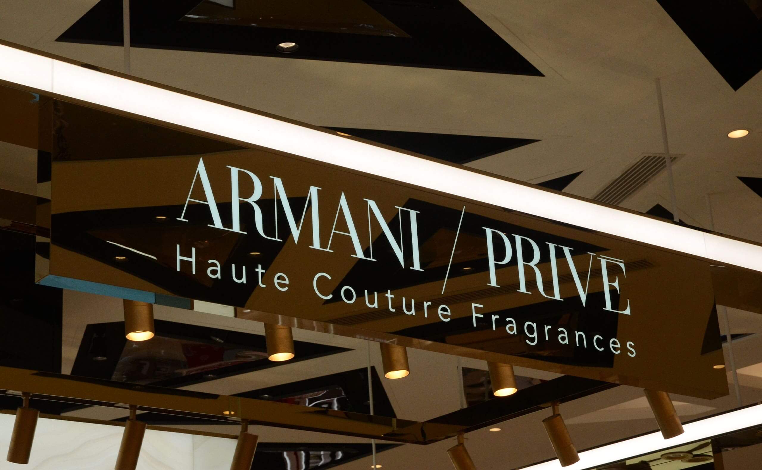 Single Sided Light Box Signs For Armani Privé